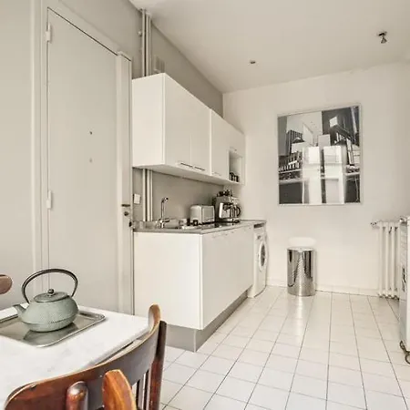 Appartamento Elegant Hausmannien Proche Champs Elysees *